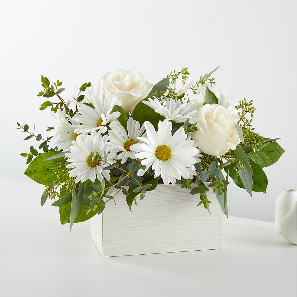 Fresh Linen Box Bouquet – A Special Design Florist, Newport News VA