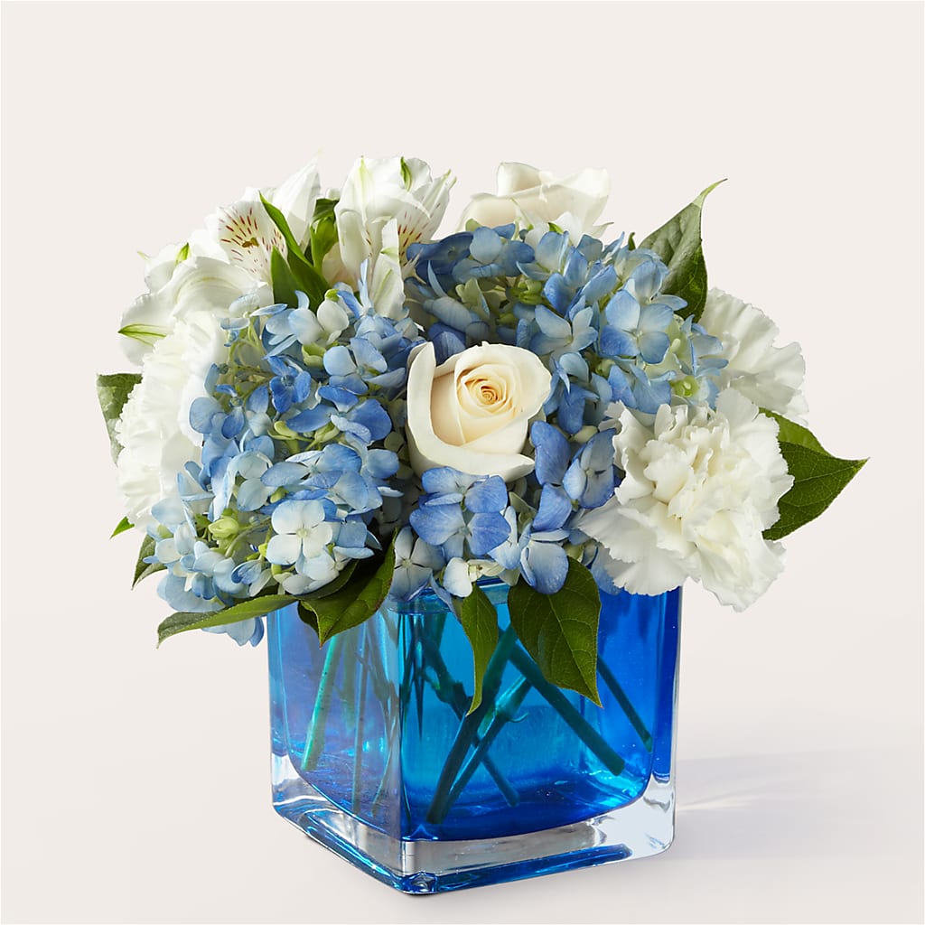 Soothing Waters Bouquet – A Special Design Florist, Newport News VA