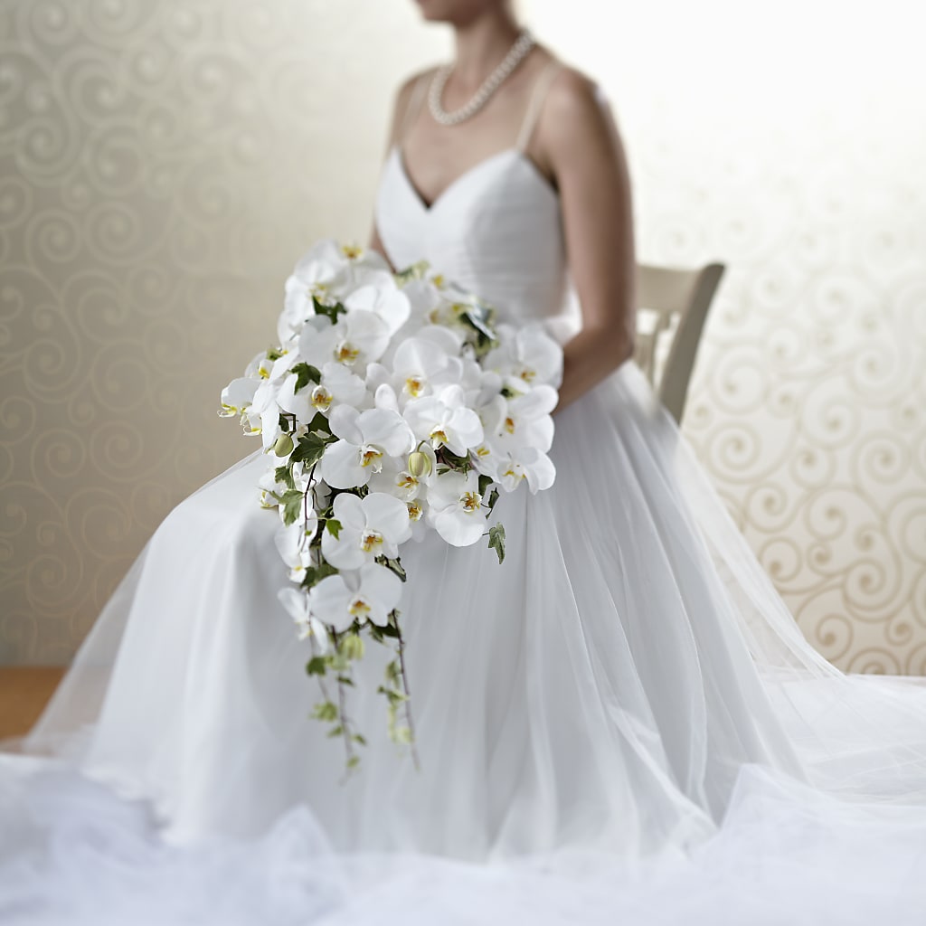 Classic White Bouquet – A Special Design Florist, Newport News VA