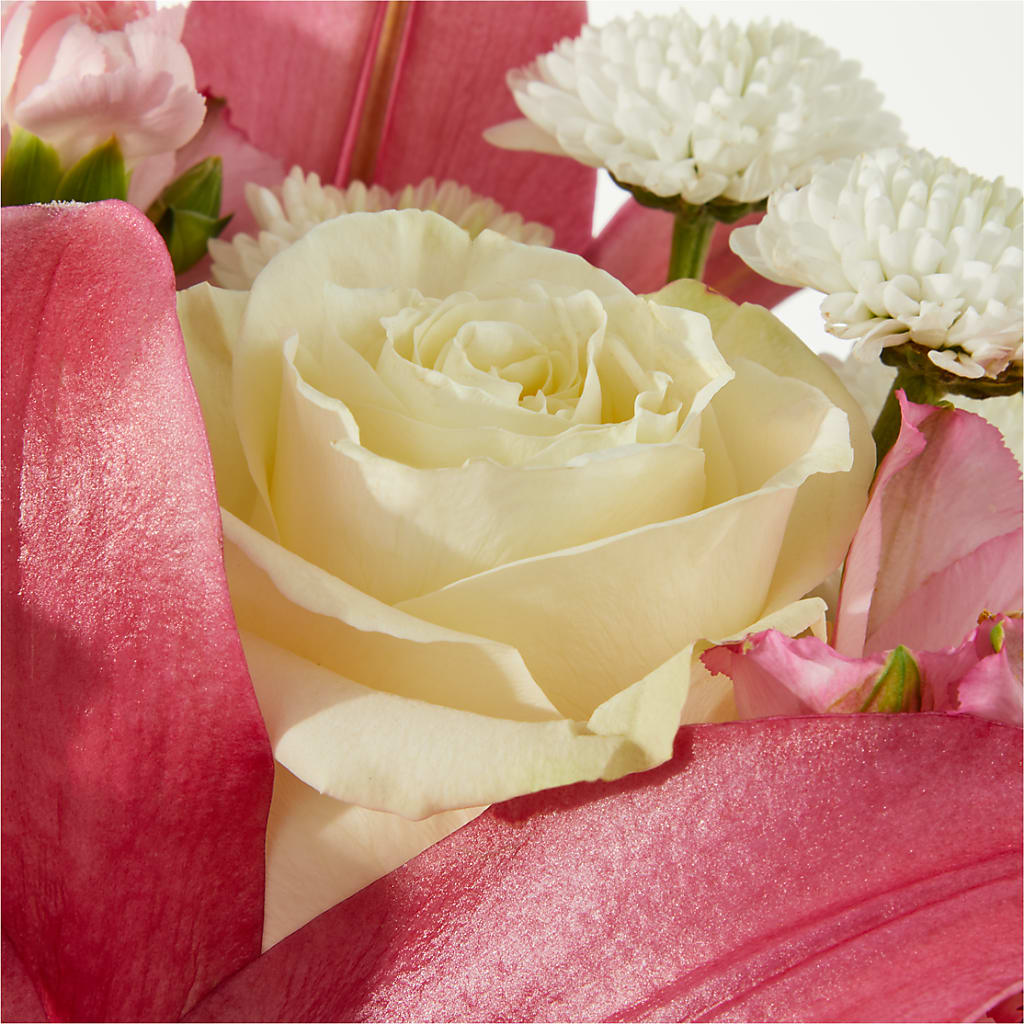 Piece of Cake Bouquet –  A Special Design Florist, Newport News VA
