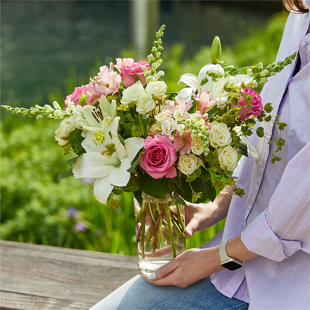 Fondly Bouquet –  A Special Design Florist, Newport News VA